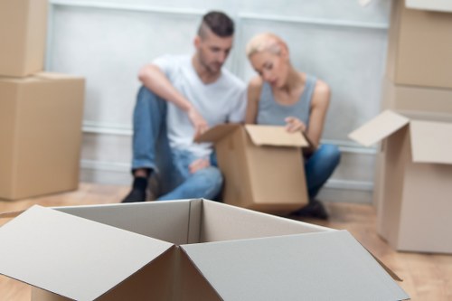 Accepted payment methods for Movers Clapham including card and online options